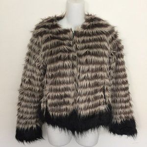 NWT Yoki 100% Vegan Brown Faux Fur Coat Size M